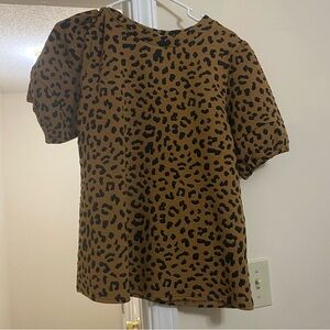 Leopard print puff sleeve shirt